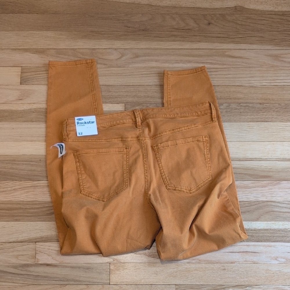 Old Navy Women's Skinny Jeans in Mustard Orange - Picture 3 of 3